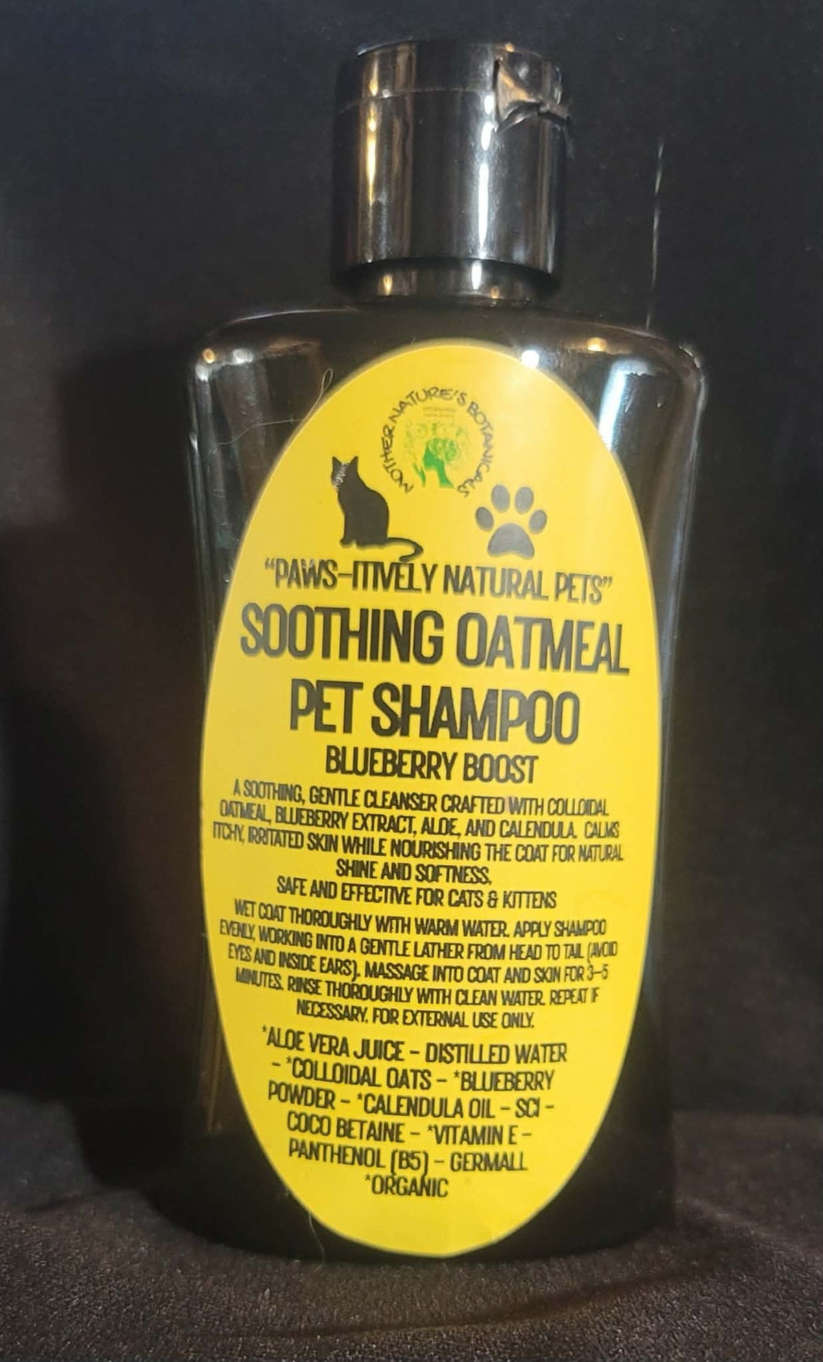 Oatmeal Pet Shampoo - Gentle Botanical Cleansing + Sensitive Skin Formula